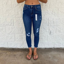 Load image into Gallery viewer, Distressed Skinny Jeans
