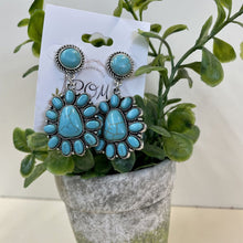 Load image into Gallery viewer, Jeanette Earrings
