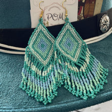 Load image into Gallery viewer, Ombre Seed Bead Earrings
