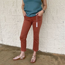 Load image into Gallery viewer, Carlene Cropped Jeans
