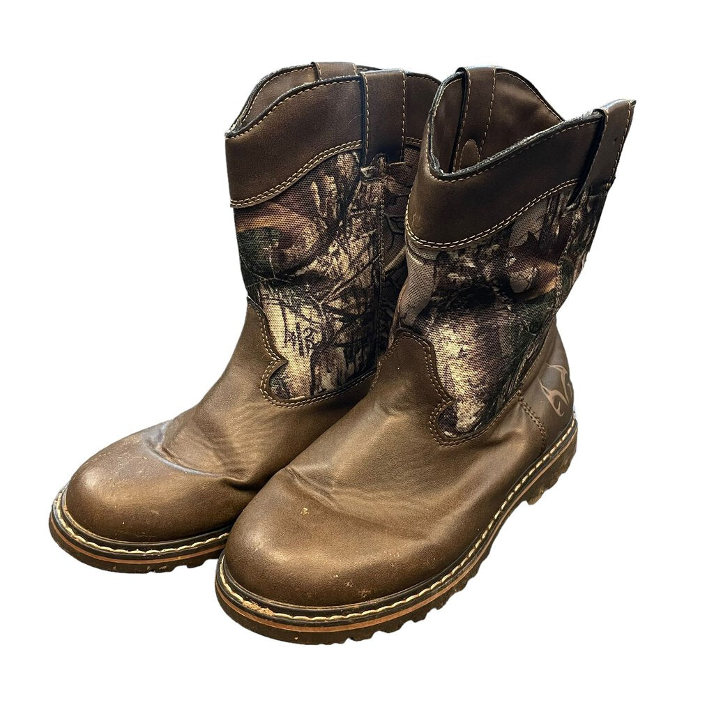 Real Tree Boots - Size 4