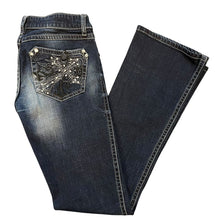 Load image into Gallery viewer, Wrangler Rock 47 Jeans
