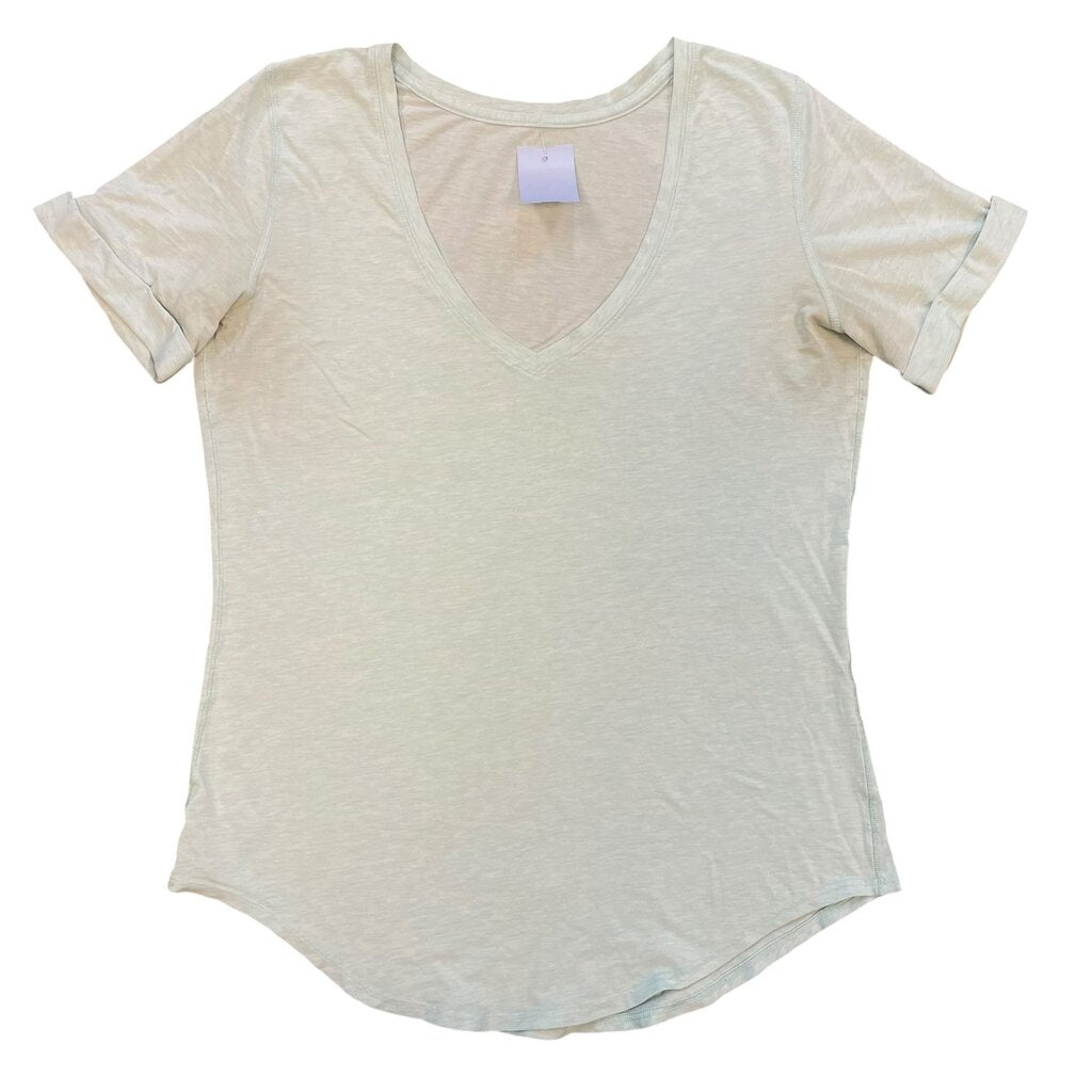Lululemon Tee