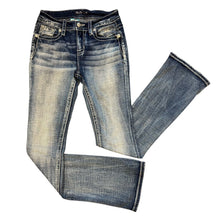 Load image into Gallery viewer, Miss Me Jeans
