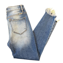 Load image into Gallery viewer, Kancan Jeans
