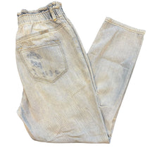 Load image into Gallery viewer, Kancan Jeans
