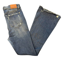 Load image into Gallery viewer, Judy Blue Jeans

