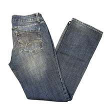 Load image into Gallery viewer, Wrangler Jeans
