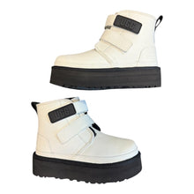 Load image into Gallery viewer, UGG Platform Boots

