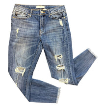 Load image into Gallery viewer, Kancan Jeans

