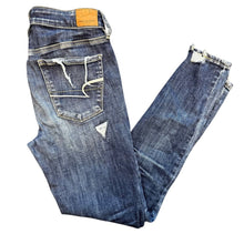 Load image into Gallery viewer, AE Distressed Jegging
