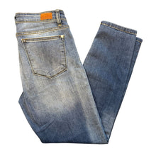Load image into Gallery viewer, Judy Blue Jeans

