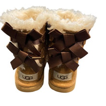 Load image into Gallery viewer, UGGS- Toddler Girls 6

