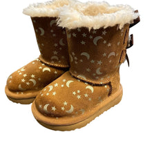 Load image into Gallery viewer, UGGS- Toddler Girls 6
