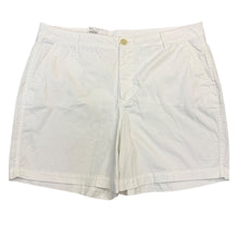 Load image into Gallery viewer, Croft &amp; Barrow Shorts
