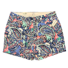 Load image into Gallery viewer, Crown&amp; Ivy Shorts NWT
