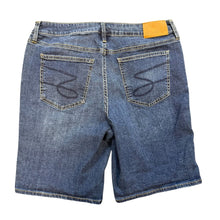 Load image into Gallery viewer, Seven Bermuda Shorts
