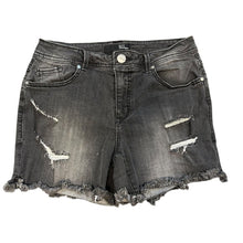 Load image into Gallery viewer, 1822 Denim Shorts
