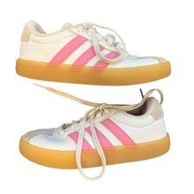 Load image into Gallery viewer, Adidas- Youth 11

