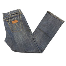 Load image into Gallery viewer, Wrangler Jeans
