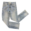 Levis Taper Jean