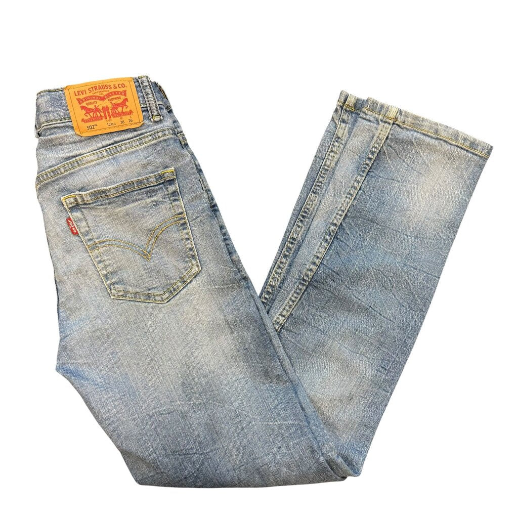 Levis Taper Jean