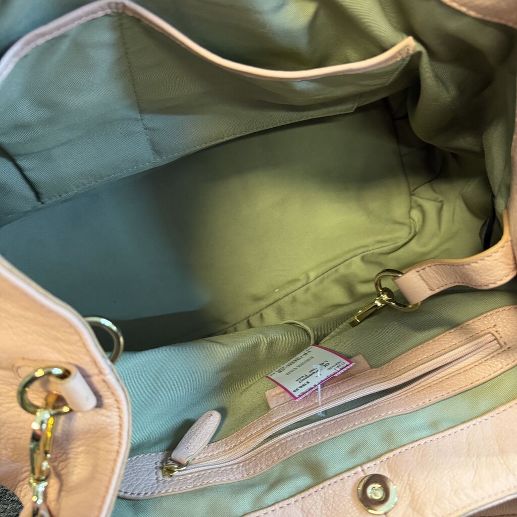 GILI Pebbled Leather Tote