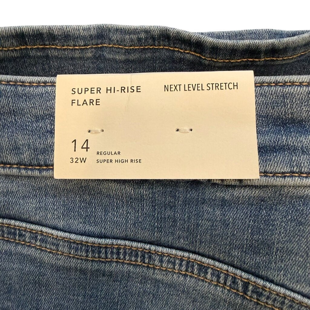 AE Jeans